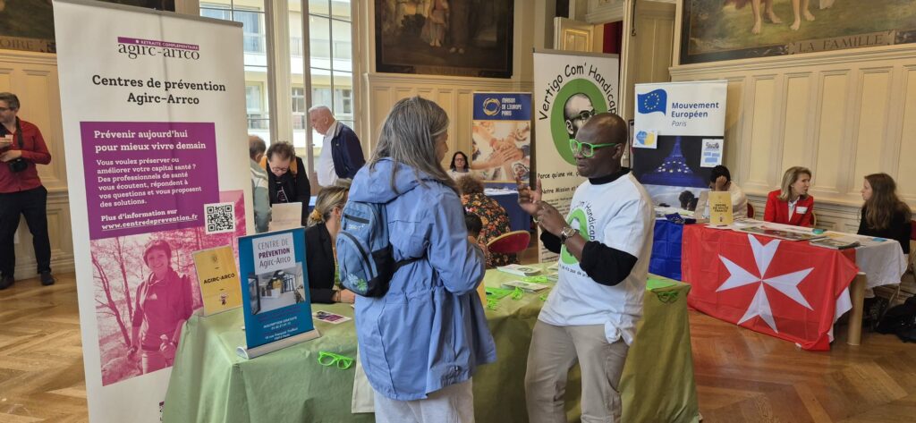 Forum des associations Paris 16ème - Marie du 16ème - Stand Vertigo Com Handicap
